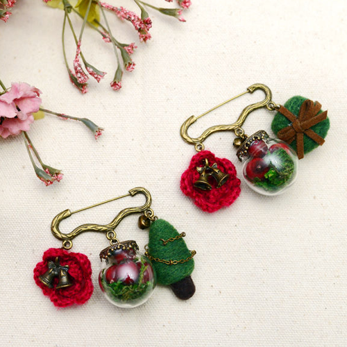 Needle Felted project Crafts Christmas knitting Tree Jewelry Brooch Hair Clip